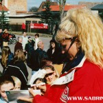 Sabrina bei der Außenmoderation der "Mission Morningshow" im Stadtkern von Gransee